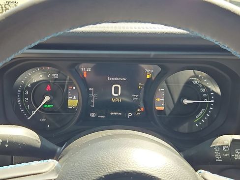 Used 2024 Jeep Wrangler Unlimited Rubicon 4xe w/ Technology Group AWD/4WD image 21