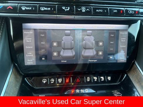 Used 2023 Jeep Grand Wagoneer Series II AWD/4WD image 18
