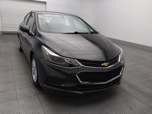 Used 2017 Chevrolet Cruze LT w/ Convenience Package FWD image 14