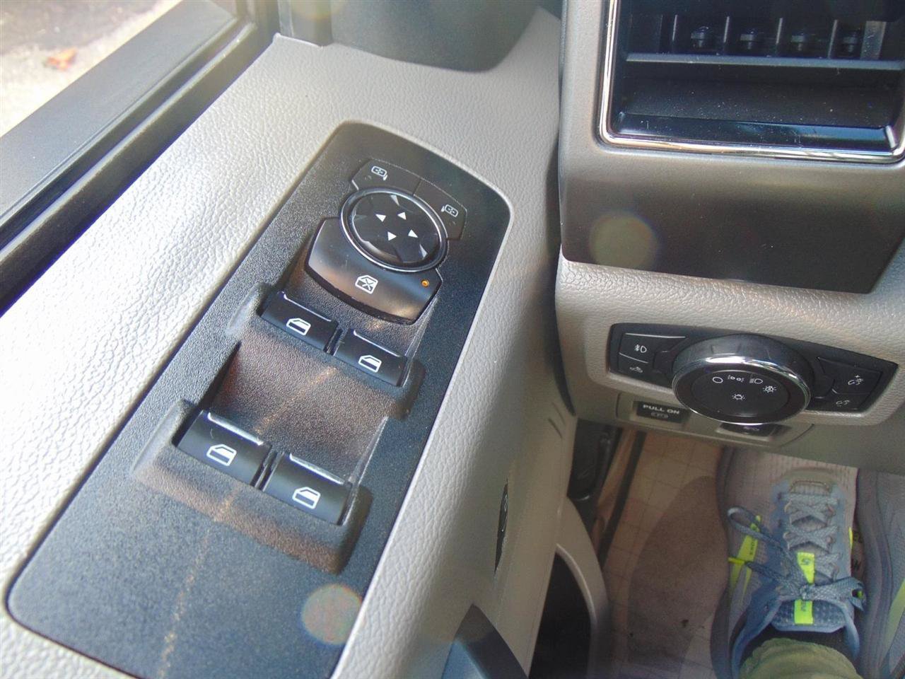 Used 2020 Ford F150 XLT w/ Equipment Group 301A Mid AWD/4WD image 28