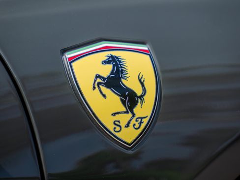 Used 2014 Ferrari 458 Spider RWD image 11