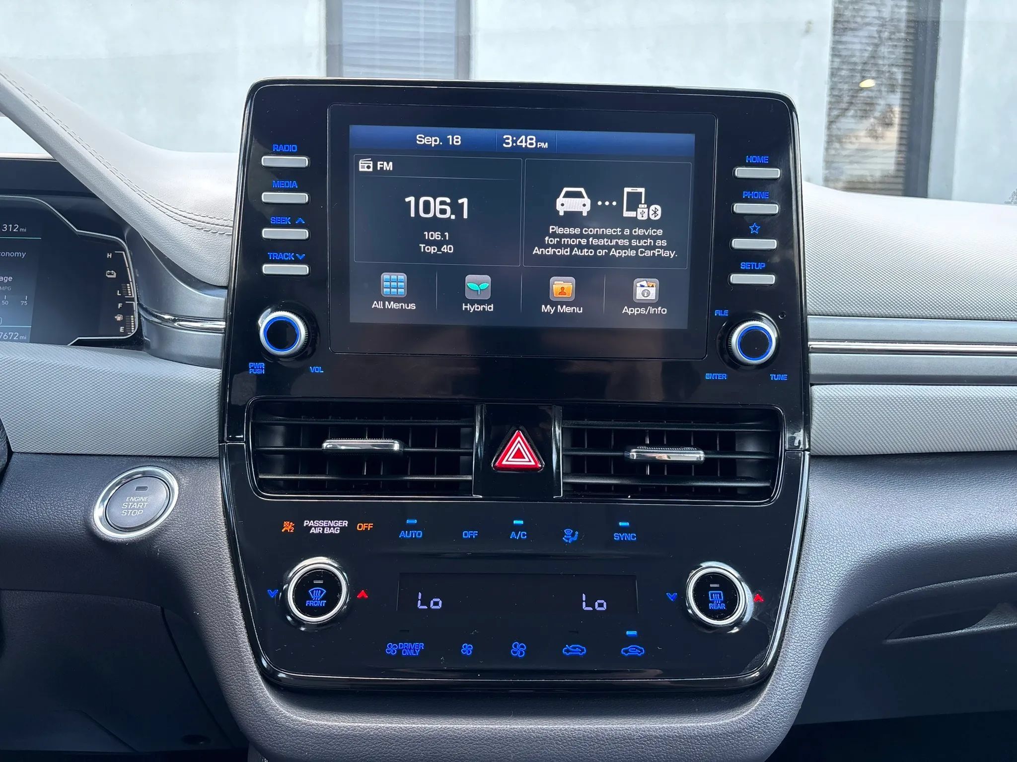 Used 2020 Hyundai Ioniq Blue FWD image 27
