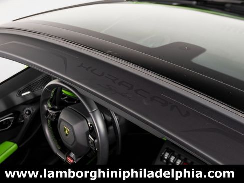 Used 2021 Lamborghini Huracan EVO image 46