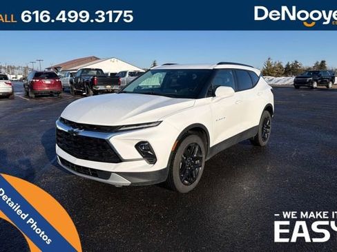 Used 2024 Chevrolet Blazer LT w/ Convenience Package FWD image 1