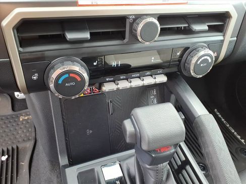 Used 2024 Toyota Tacoma TRD Sport image 22