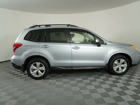 Used 2015 Subaru Forester 2.5i Premium image 9