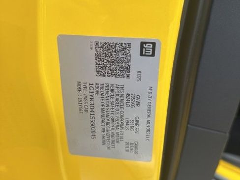 New 2025 Chevrolet Corvette E-Ray image 28