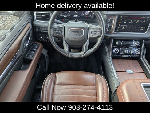 Used 2023 GMC Yukon Denali Ultimate image 12