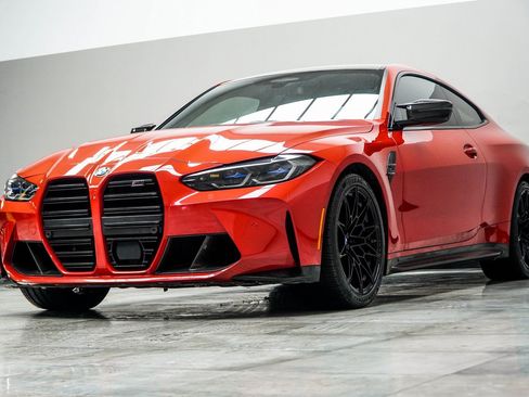 Used 2021 BMW M4 Competition w/ M Carbon Exterior Package RWD image 9