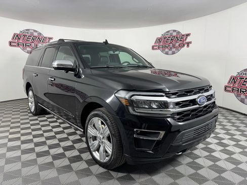 Used 2024 Ford Expedition Max Platinum image 9