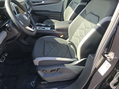 New 2026 Volkswagen Atlas Peak Edition image 20