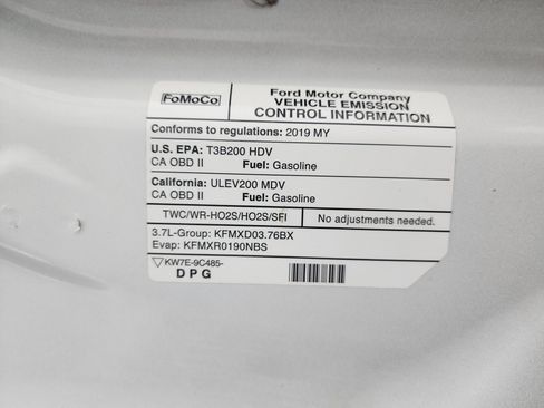 Used 2019 Ford Transit 350 XLT image 18