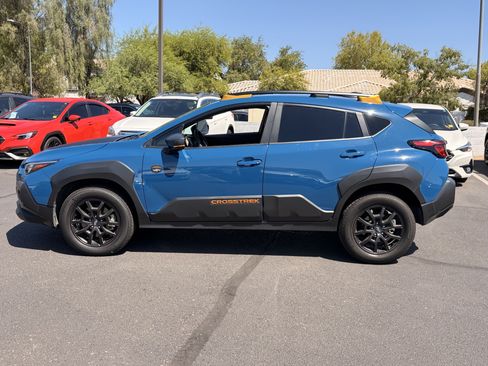 Used 2025 Subaru Crosstrek 2.5i Wilderness w/ Wilderness Package AWD/4WD image 2