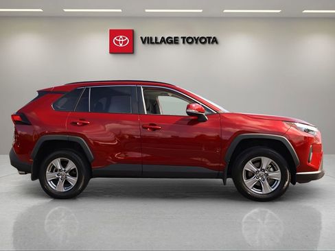 Used 2024 Toyota RAV4 XLE w/ Convenience Package FWD image 6