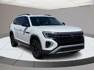 Used 2024 Volkswagen Atlas Peak Edition SE AWD/4WD video 2