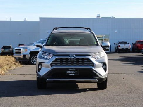 Used 2020 Toyota RAV4 Limited image 9