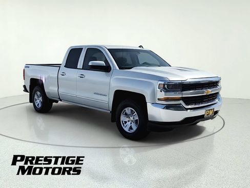 Used 2018 Chevrolet Silverado 1500 LT w/ Trailering Package AWD/4WD image 1