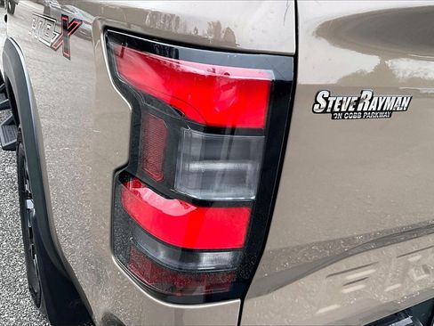 Used 2022 Nissan Frontier Pro-X image 21