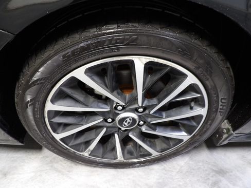 Used 2021 Hyundai Sonata Limited FWD image 26