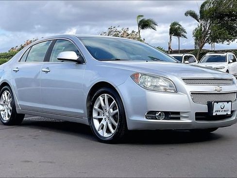 Used 2012 Chevrolet Malibu LTZ FWD image 2