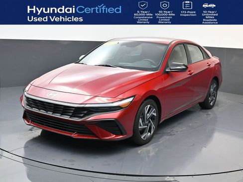 Used 2025 Hyundai Elantra Sport image 1