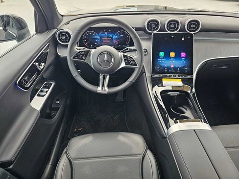 New 2026 Mercedes-Benz GLC 300 image 18