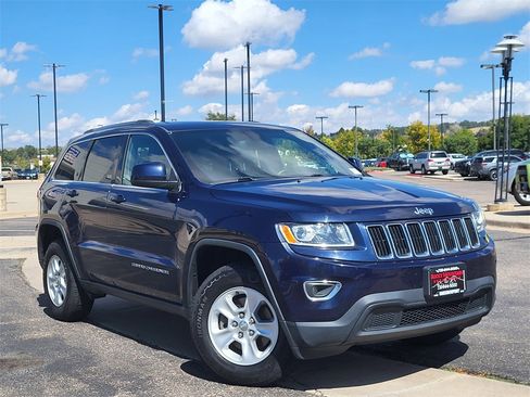 Used 2016 Jeep Grand Cherokee Laredo w/ Quick Order Package 23E image 2