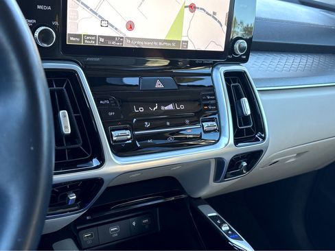 Used 2022 Kia Sorento SX image 14