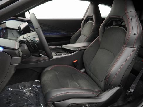 Used 2025 Dodge Charger R/T Scat Pack w/ Track Pack image 18