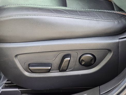 Used 2023 MAZDA CX-50 AWD 2.5 Turbo w/ Accent Package image 16