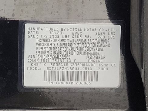 Used 2021 Nissan Versa SV FWD image 33