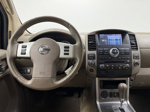 Used 2012 Nissan Pathfinder SV RWD image 18