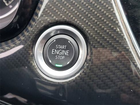 Certified 2025 Cadillac XT6 Sport w/ LPO, Floor Liner Package image 21