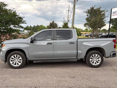 Used 2024 Chevrolet Silverado 1500 Custom RWD image 2