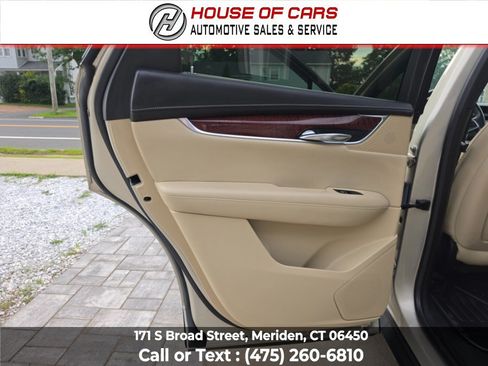 Used 2017 Cadillac XT5 Premium Luxury AWD/4WD image 47