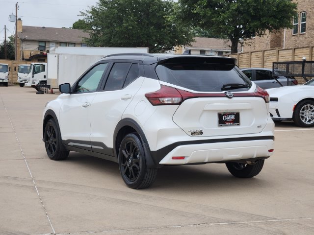 Used 2023 Nissan Kicks SR FWD image 3