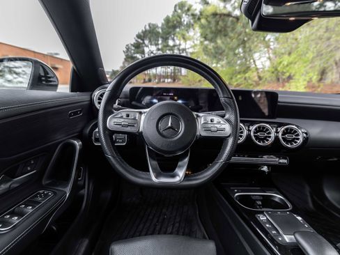 Used 2022 Mercedes-Benz CLA 250 image 6