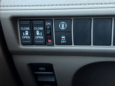 Certified 2023 Honda Odyssey EX image 33