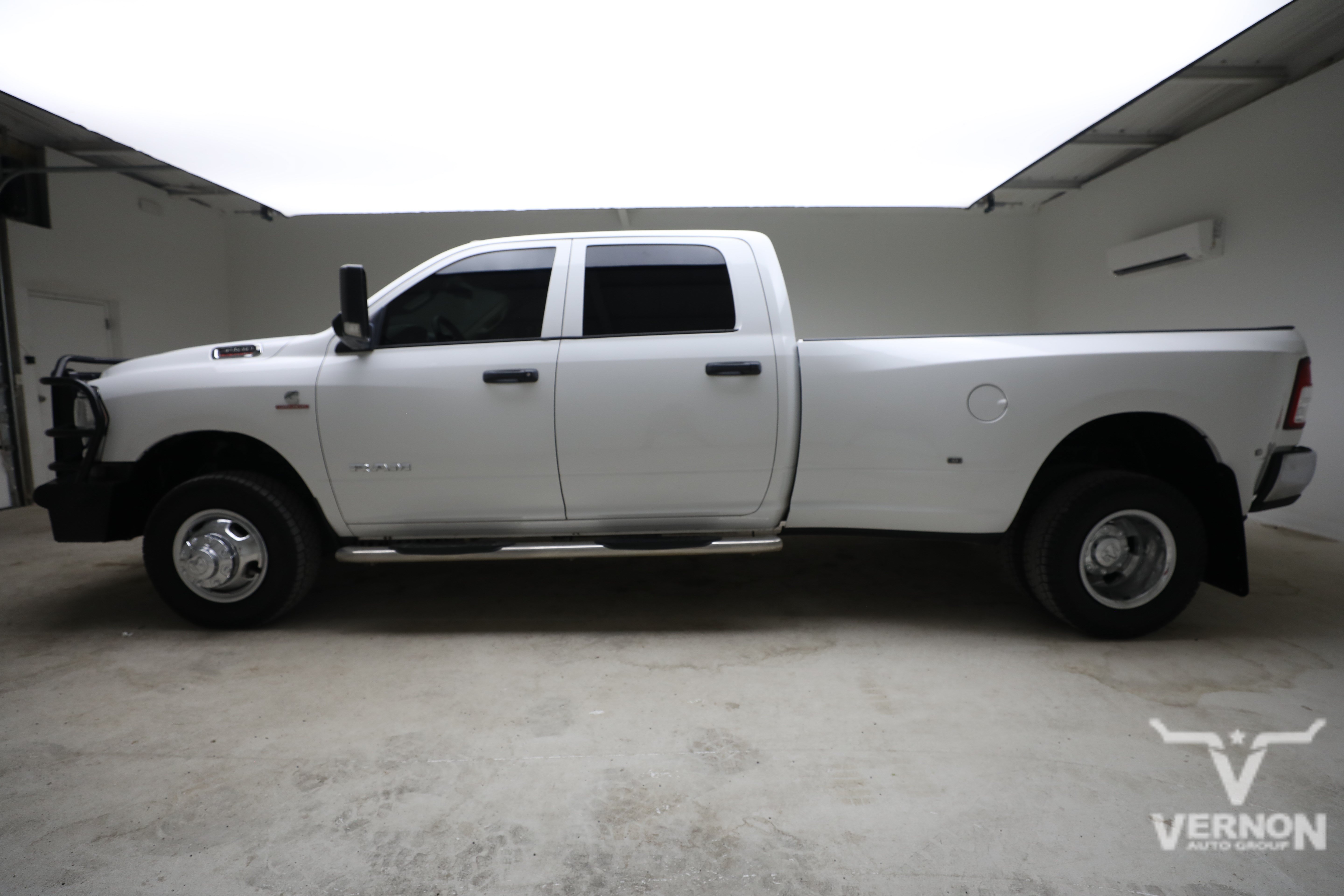 Used 2019 RAM 3500 Tradesman AWD/4WD image 2