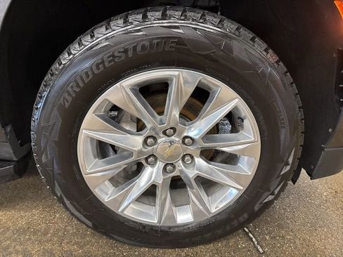 Used 2021 Chevrolet Tahoe Premier AWD/4WD image 9