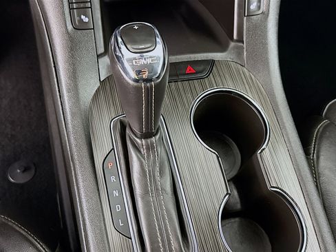 Used 2018 GMC Acadia SLT image 20