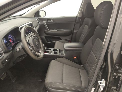 Used 2020 Kia Sportage LX image 17