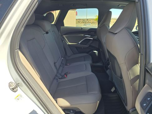 Certified 2025 Audi Q5 Premium w/ Premium Plus AWD/4WD image 13
