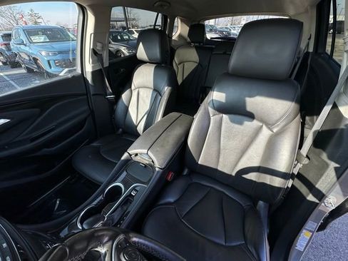 Used 2020 Buick Envision Essence image 29