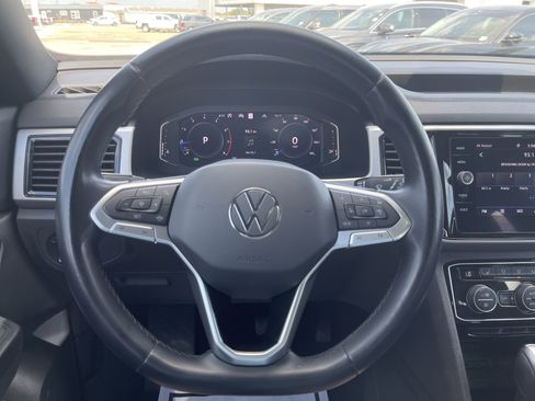 Used 2020 Volkswagen Atlas Cross Sport SEL AWD/4WD image 17