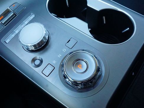 Certified 2026 Genesis GV70 2.5T Select image 11