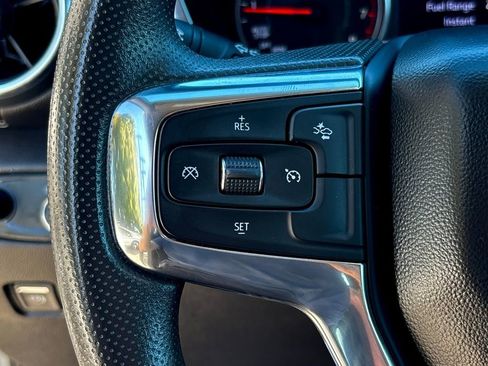 Used 2023 Chevrolet Blazer LT image 18