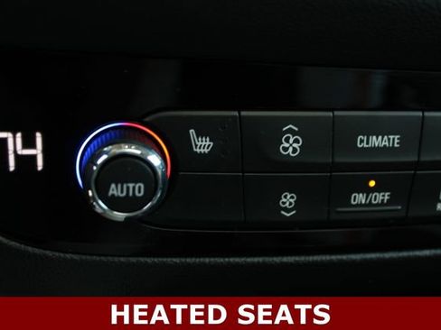 Used 2020 Buick Enclave Essence w/ LPO, Luxury Package AWD/4WD image 4