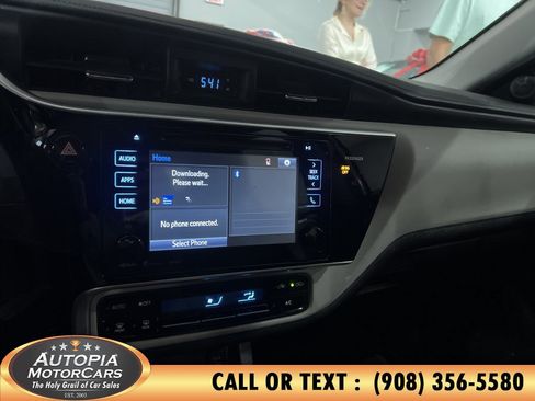 Used 2017 Toyota Corolla LE w/ LE Premium Package w/Moonroof FWD image 24