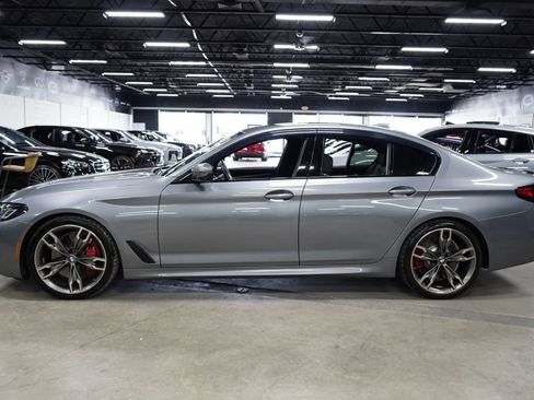 Used 2023 BMW M550i xDrive w/ Executive Package AWD/4WD image 2